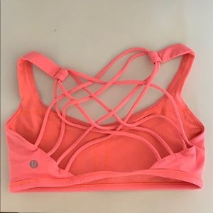 Lululemon sports bra